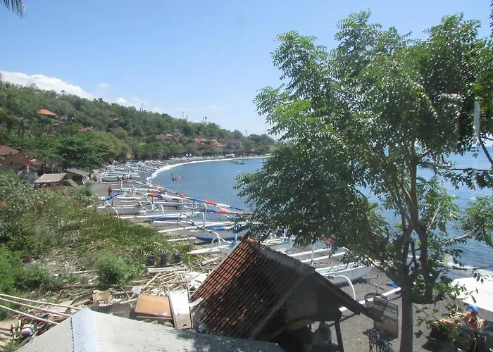 Warung Jemeluk & Amed (Bali)
