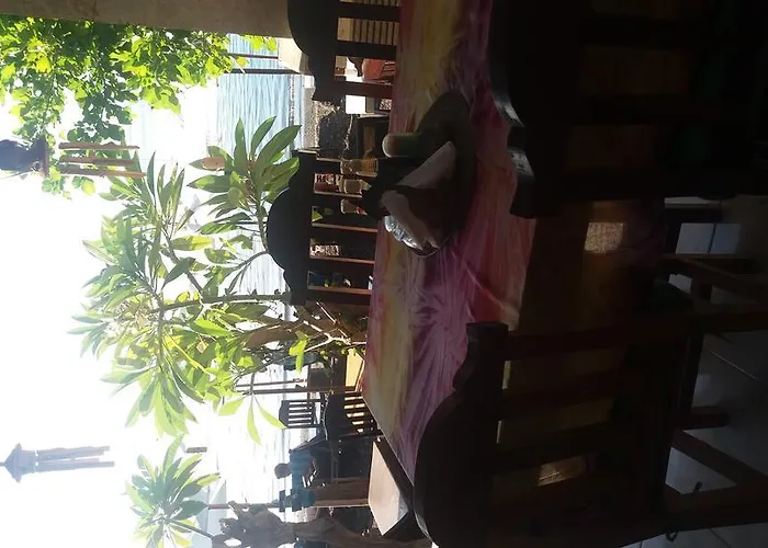 Guest house Warung Jemeluk & Amed (Bali)