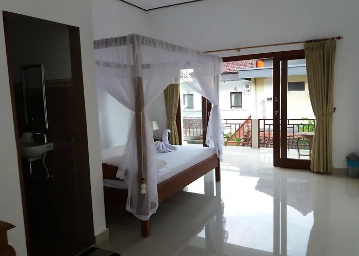 Warung Jemeluk & Guest house